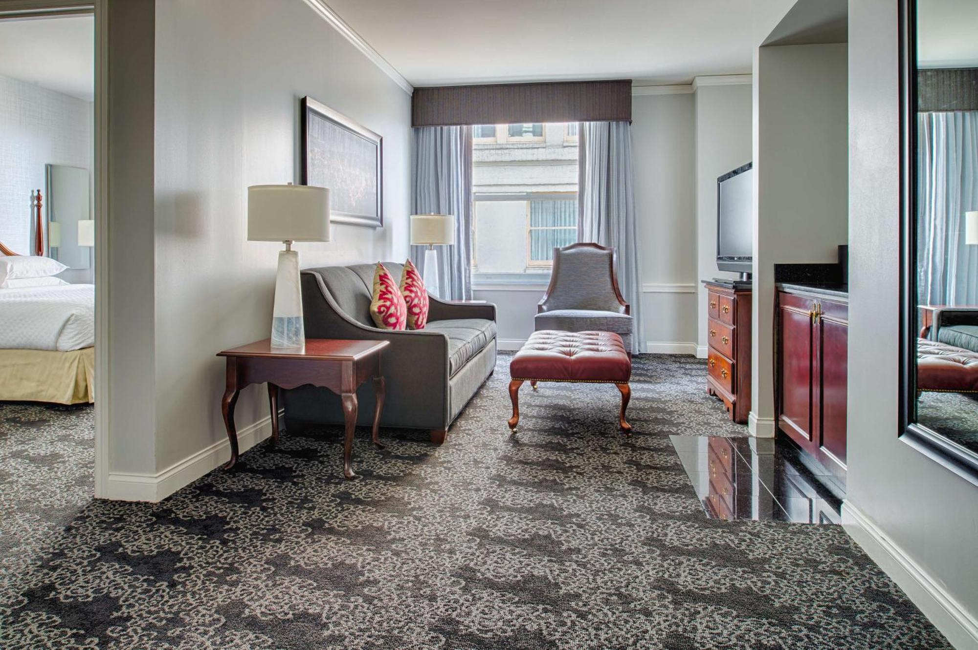 Hotel Embassy By Hilton Downtown Portland