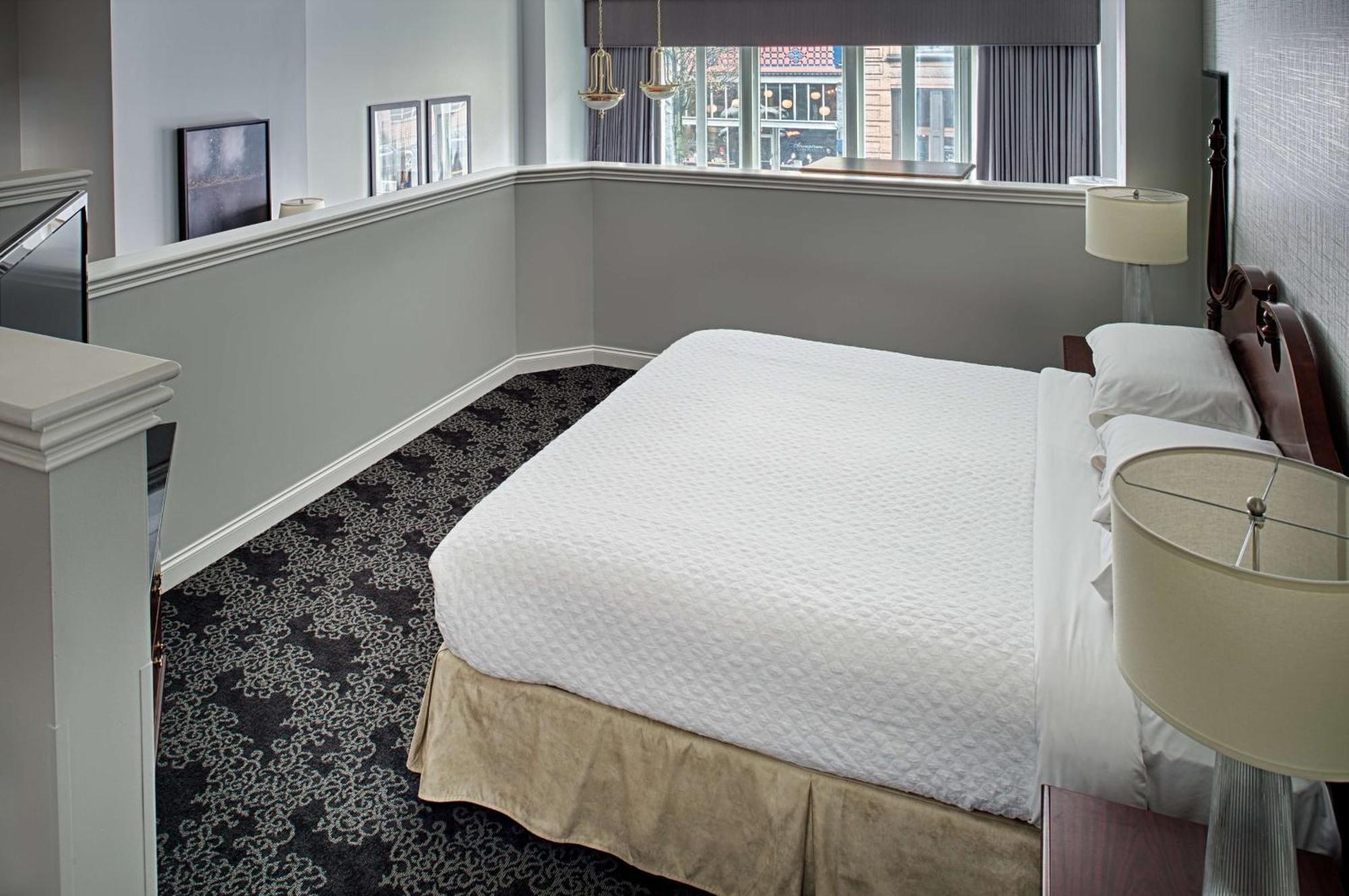 Embassy By Hilton Downtown 4* Portland