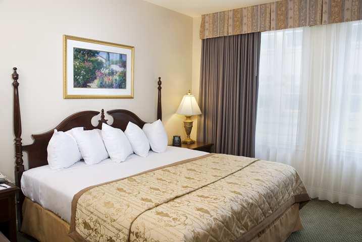 Hotel Embassy By Hilton Downtown Portland
