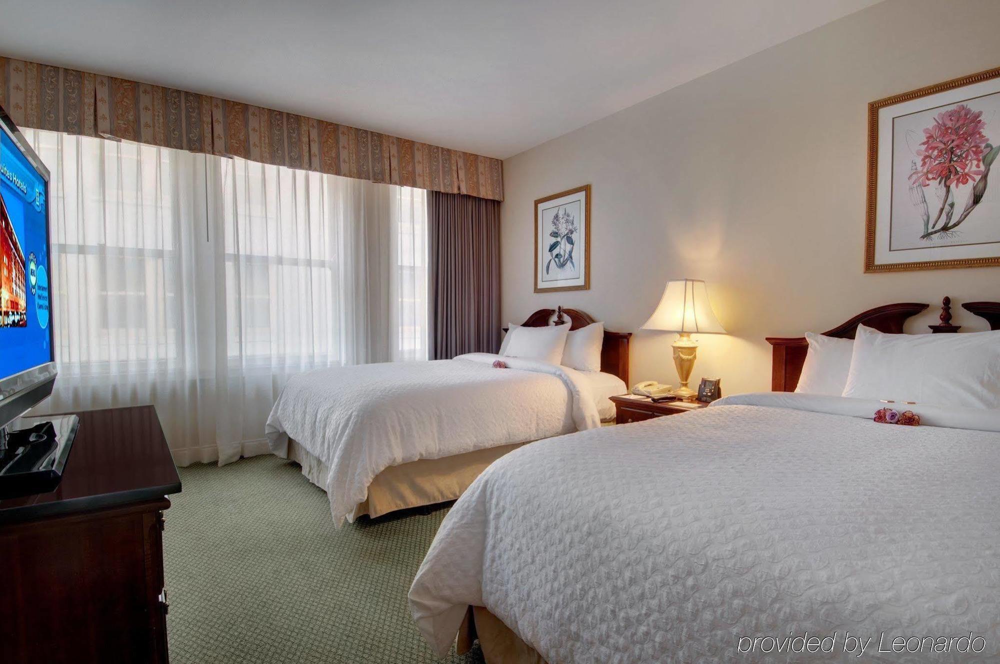 Hotel Embassy By Hilton Downtown